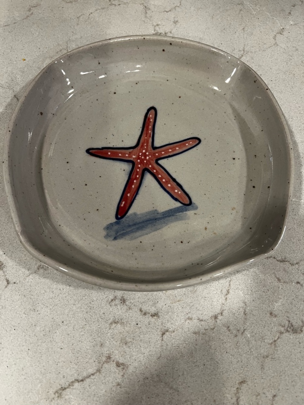 Hand-Painted pottery Bowl with Red Starfish Accent - Beach-Inspired